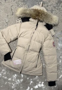 women’s cream coats with Furs