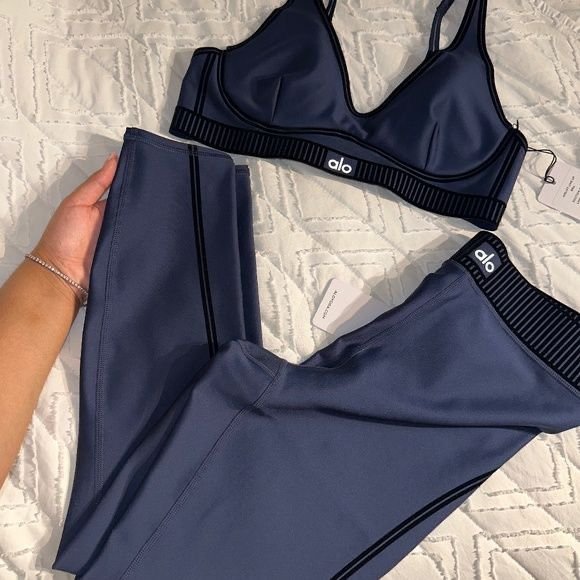 alo yoga clothes sets
