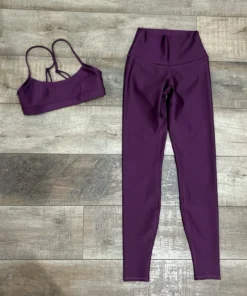 alo yoga clothes sale​