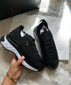 white/black trainers