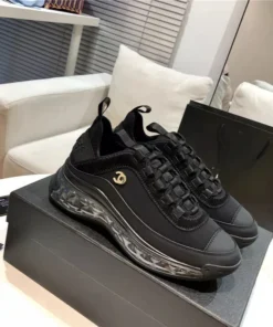 best all black trainers